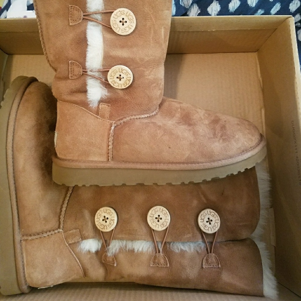Ugg Bailey 3 Button Boots